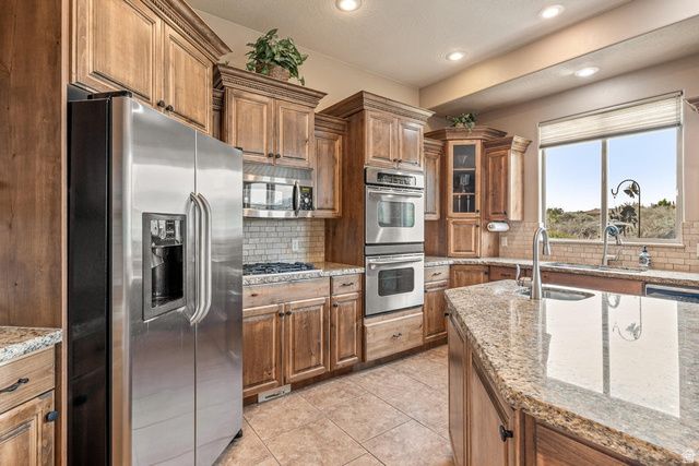 881 W SOUTH LINKS DR, Washington, UT 84780