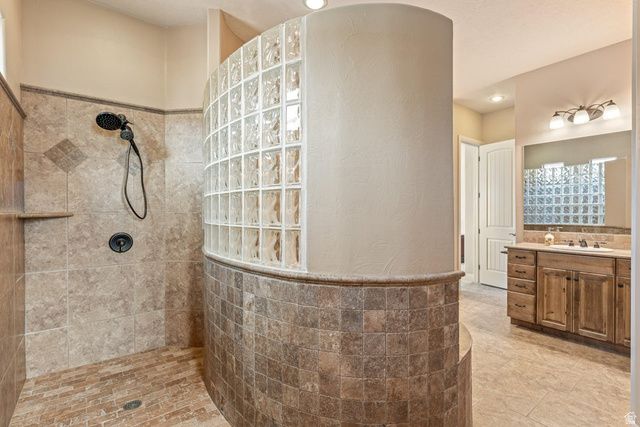 881 W SOUTH LINKS DR, Washington, UT 84780