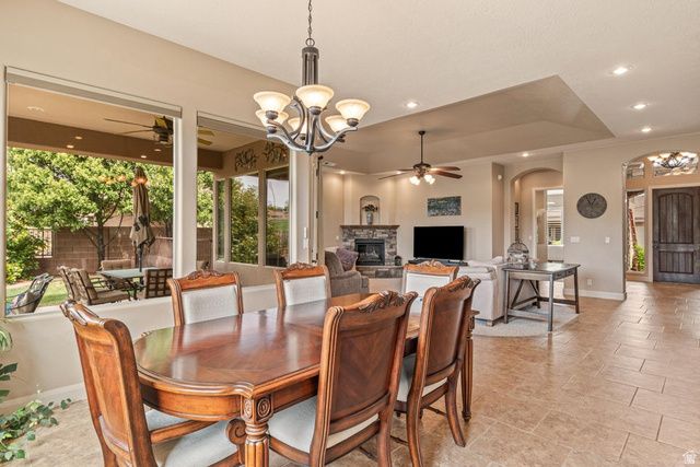 881 W SOUTH LINKS DR, Washington, UT 84780