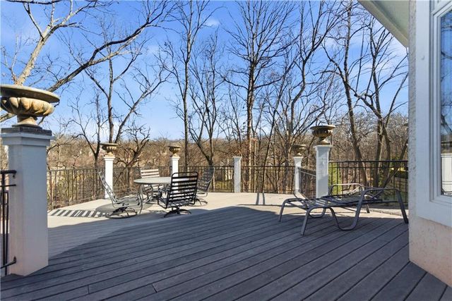 4405 N Hickory Lane, Kansas City, MO 64116