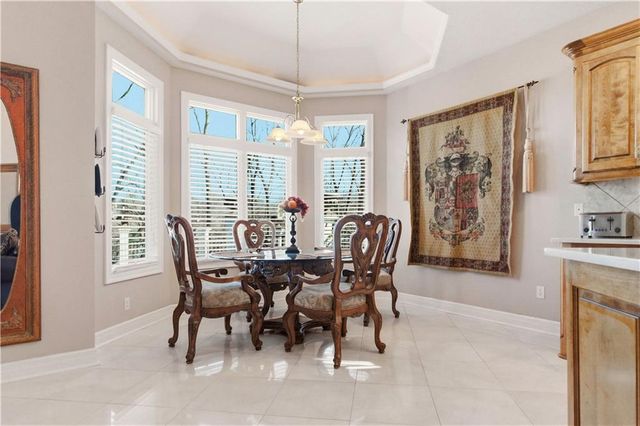 4405 N Hickory Lane, Kansas City, MO 64116