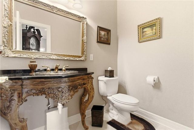 4405 N Hickory Lane, Kansas City, MO 64116