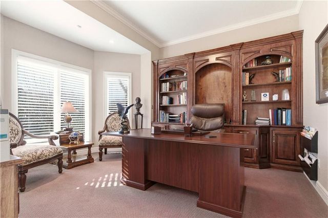 4405 N Hickory Lane, Kansas City, MO 64116