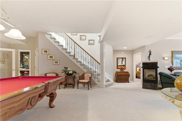 4405 N Hickory Lane, Kansas City, MO 64116