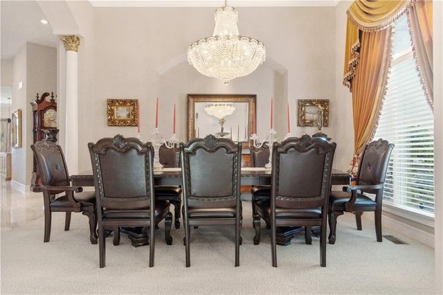 4405 N Hickory Lane, Kansas City, MO 64116