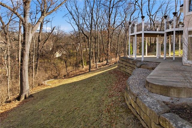 4405 N Hickory Lane, Kansas City, MO 64116