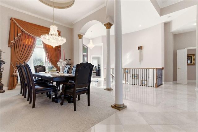 4405 N Hickory Lane, Kansas City, MO 64116