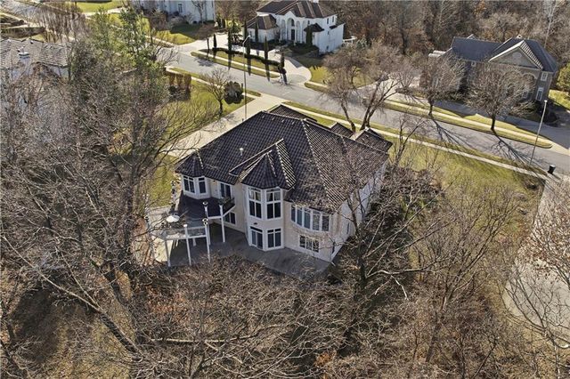 4405 N Hickory Lane, Kansas City, MO 64116