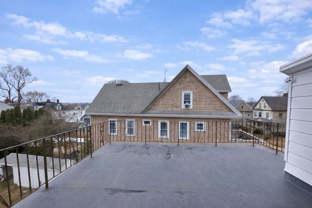 55 Clarendon St 2, Malden, MA 02148