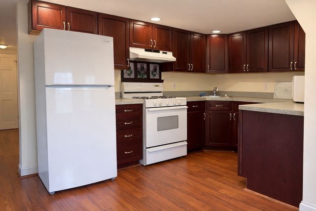 55 Clarendon St 2, Malden, MA 02148