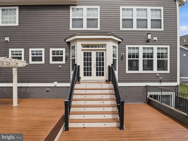 8383 EDWARD CARR CT, Springfield, VA 22153