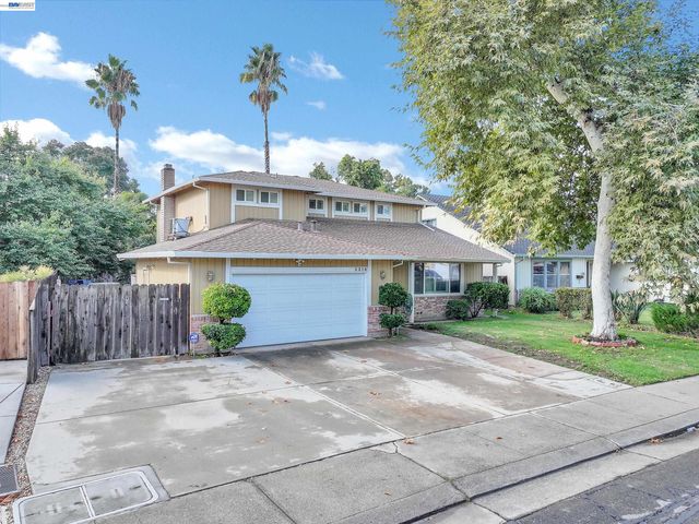 2316 Otto Dr, Stockton, CA 95209