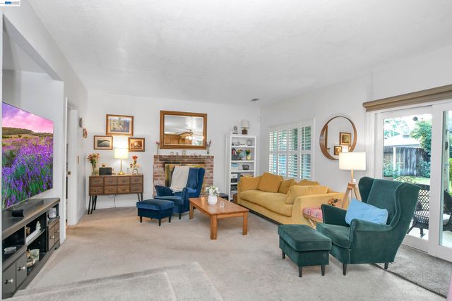 2316 Otto Dr, Stockton, CA 95209