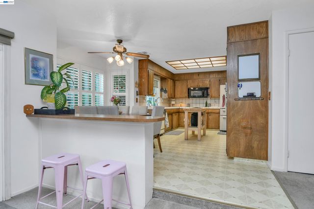 2316 Otto Dr, Stockton, CA 95209