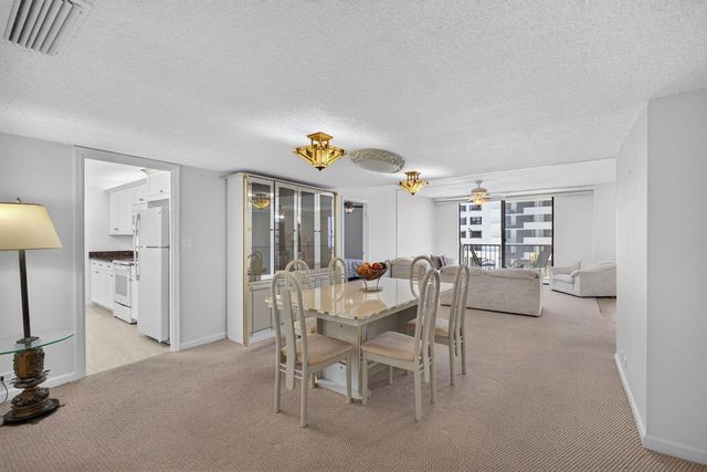 1208 Marine Way 205, North Palm Beach, FL 33408