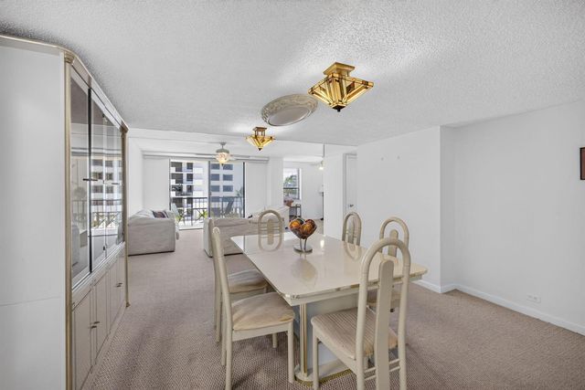 1208 Marine Way 205, North Palm Beach, FL 33408