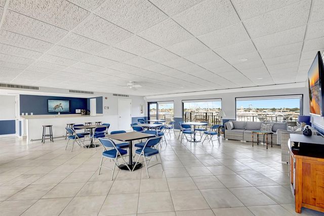 1208 Marine Way 205, North Palm Beach, FL 33408