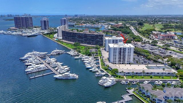 1208 Marine Way 205, North Palm Beach, FL 33408