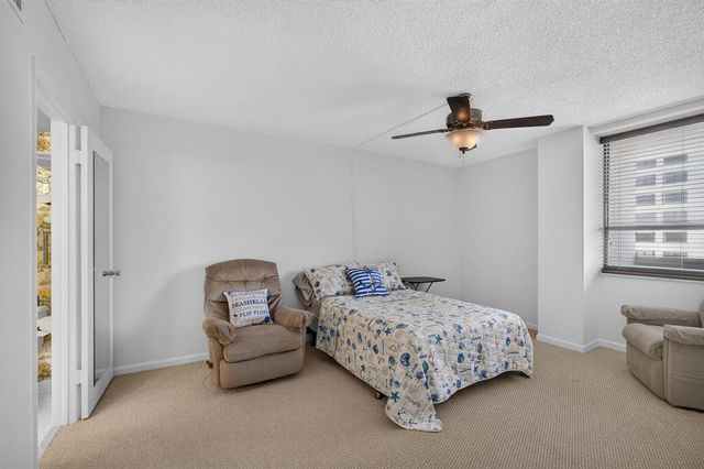 1208 Marine Way 205, North Palm Beach, FL 33408
