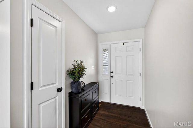 557 Lakewood Drive, Moscow Mills, MO 63362