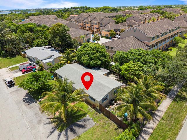 528 NE 20TH Avenue NE, Boynton Beach, FL 33435