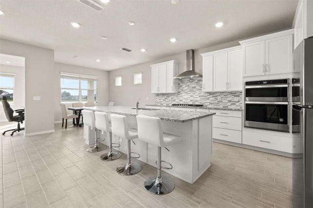 6129 BLUE POND WAY, St Cloud, FL 34771