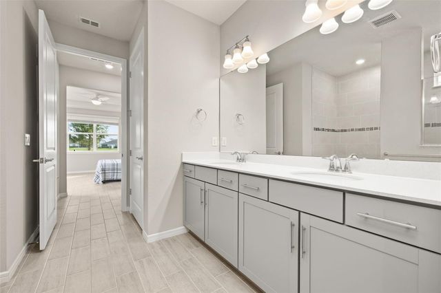 6129 BLUE POND WAY, St Cloud, FL 34771