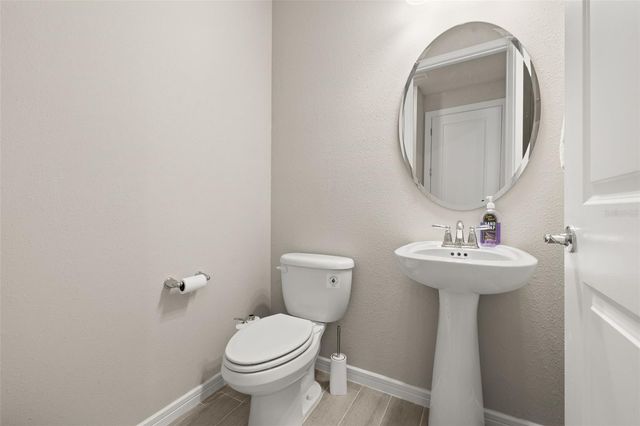 6129 BLUE POND WAY, St Cloud, FL 34771