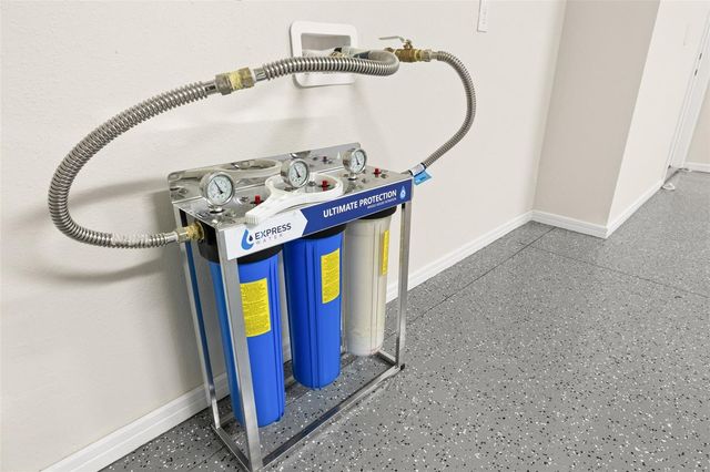 6129 BLUE POND WAY, St Cloud, FL 34771