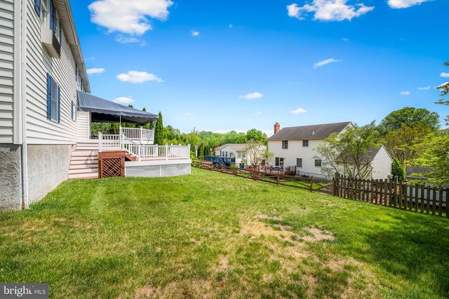 5 HURST OAK COURT, Baltimore, MD 21236