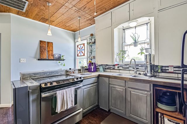 5005 Avenue N Rear, Galveston, TX 77551