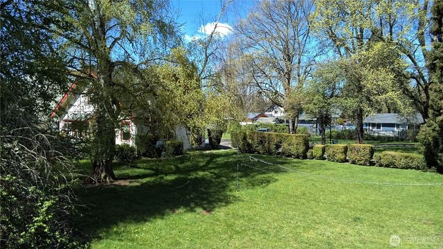 8818 E D Street, Tacoma, WA 98445