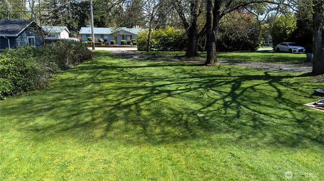 8818 E D Street, Tacoma, WA 98445