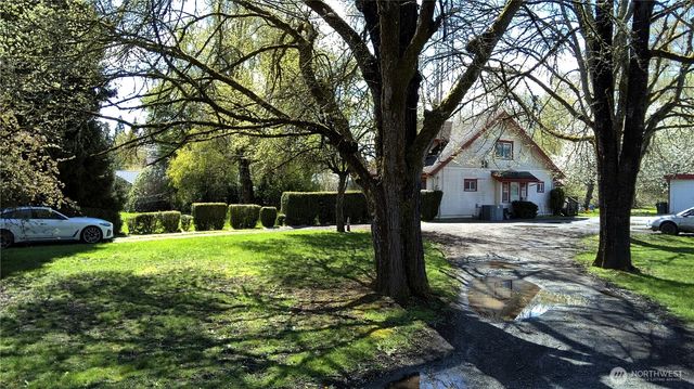 8818 E D Street, Tacoma, WA 98445