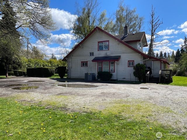8818 E D Street, Tacoma, WA 98445