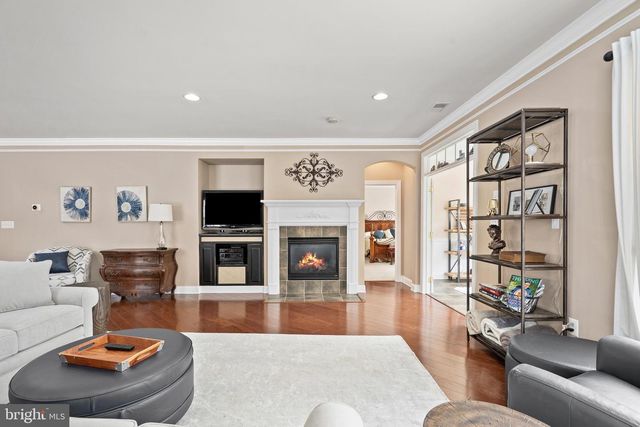 2 MONACO DR, Hamilton, NJ 08691