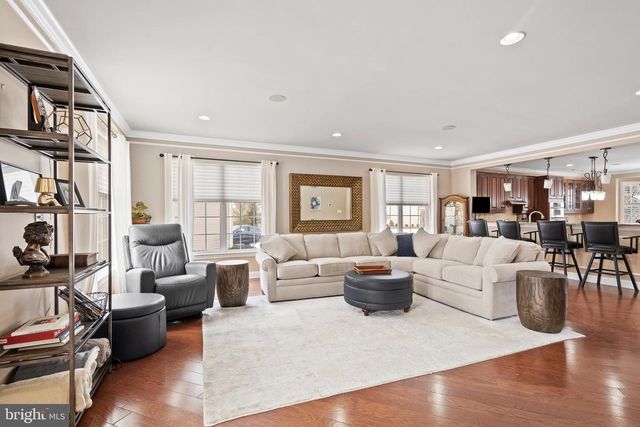 2 MONACO DR, Hamilton, NJ 08691