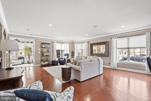 2 MONACO DR, Hamilton, NJ 08691