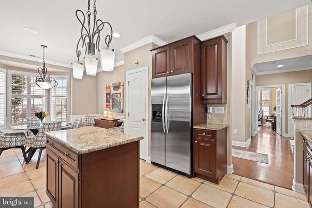 2 MONACO DR, Hamilton, NJ 08691