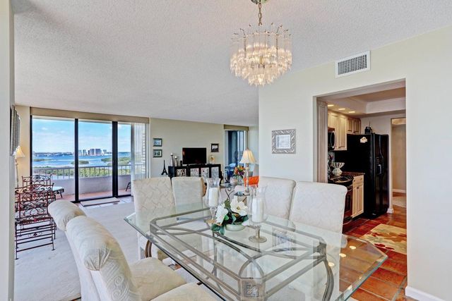 5510 N Ocean Drive 17d, Singer Island, FL 33404