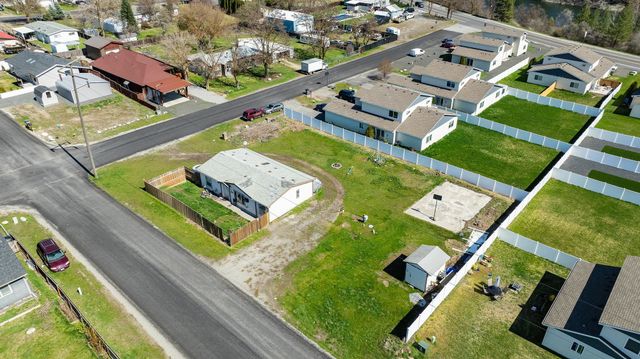 5108 E Grace Ave, Spokane, WA 99217
