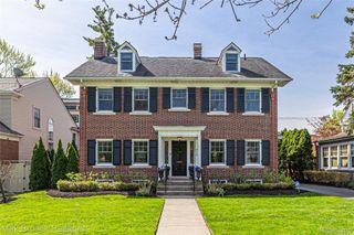 916 Knox Street, Birmingham, MI 48009