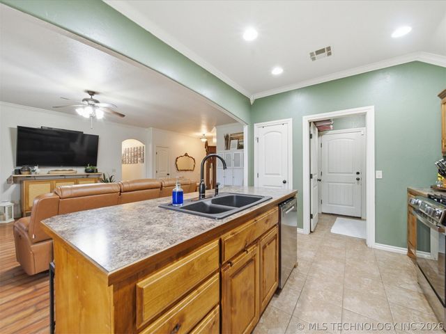 13690 N 113th East Avenue, Collinsville, OK 74021