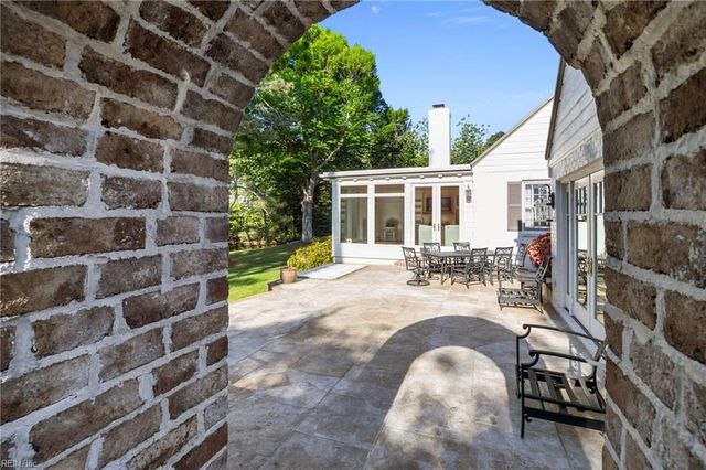 1005 Bay Colony DR, Virginia Beach, VA 23451