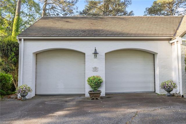 1005 Bay Colony DR, Virginia Beach, VA 23451