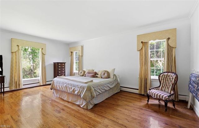 1005 Bay Colony DR, Virginia Beach, VA 23451