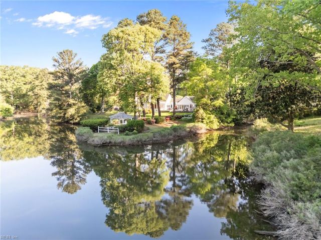 1005 Bay Colony DR, Virginia Beach, VA 23451