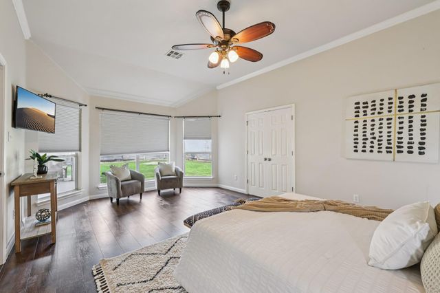 2950 James Parker LN, Round Rock, TX 78665