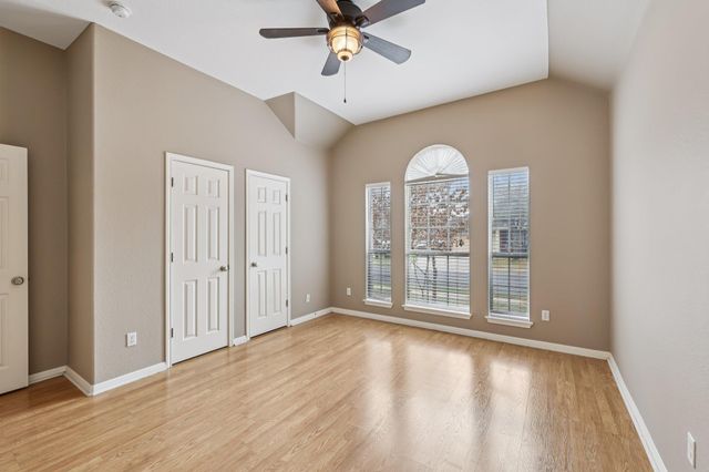 2950 James Parker LN, Round Rock, TX 78665