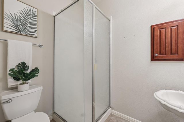 2950 James Parker LN, Round Rock, TX 78665